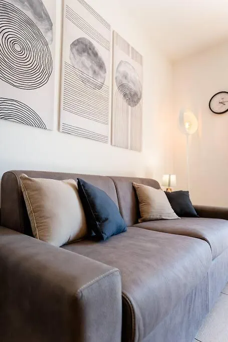 Luxury Residence Valle Nuova Gallarate Italien