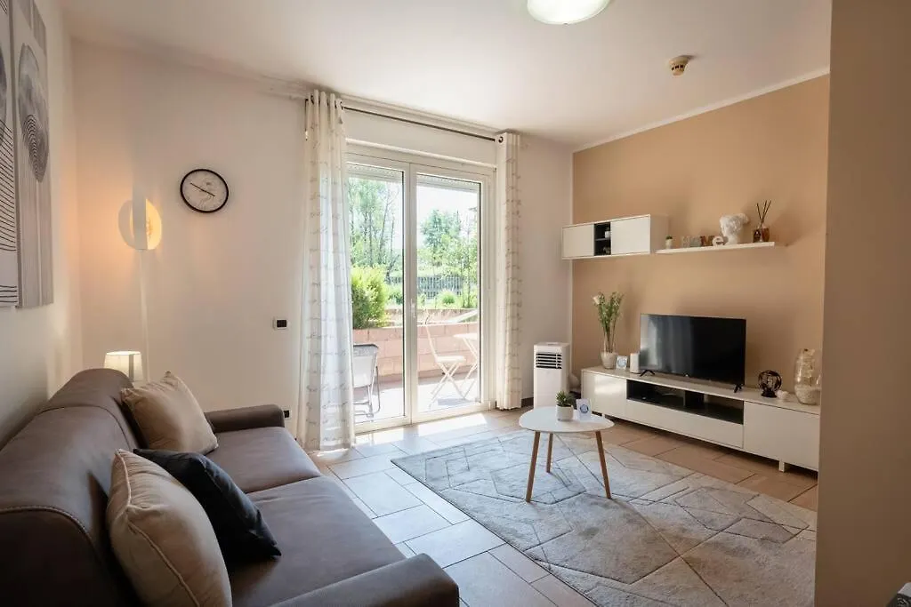 Lägenhet Luxury Residence Valle Nuova Gallarate Italien