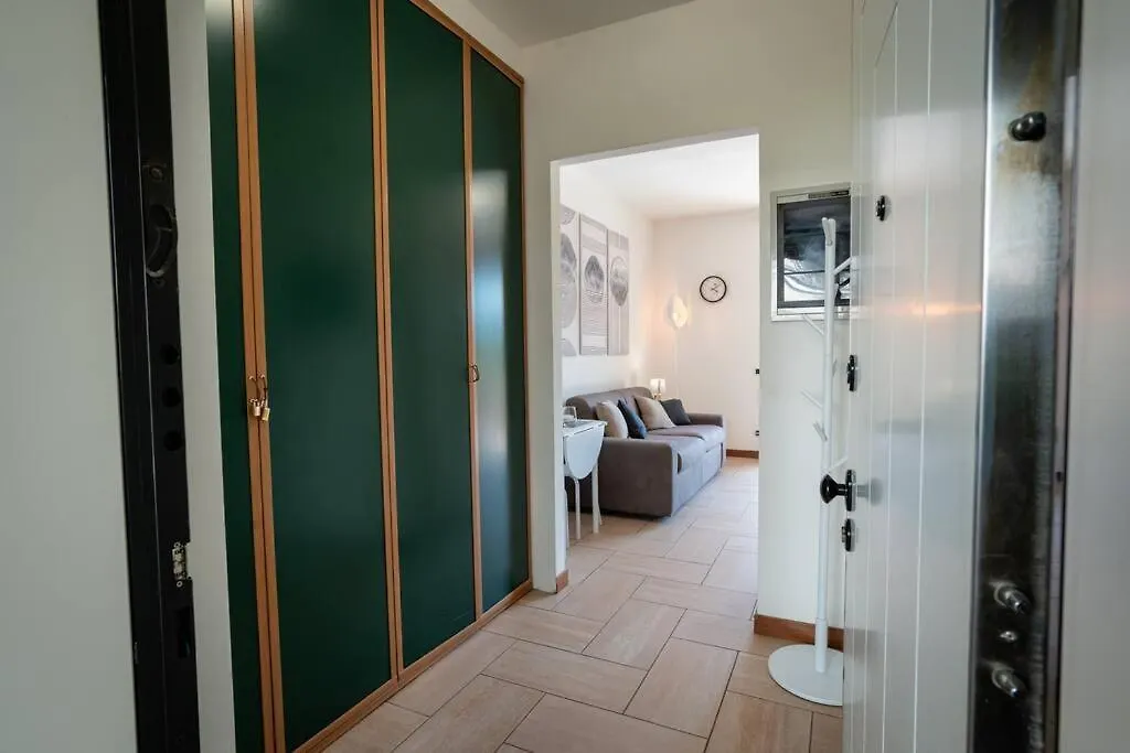 Lägenhet Luxury Residence Valle Nuova Gallarate Italien
